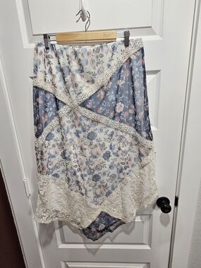 Cato Cream and Blue Floral Asymmetrical Lace Midi Skirt